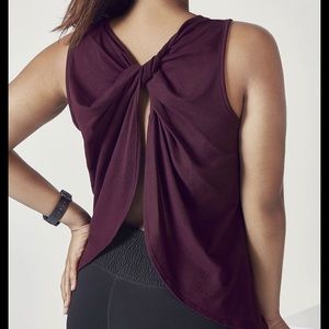 Fabletics tank plus matching sports bra